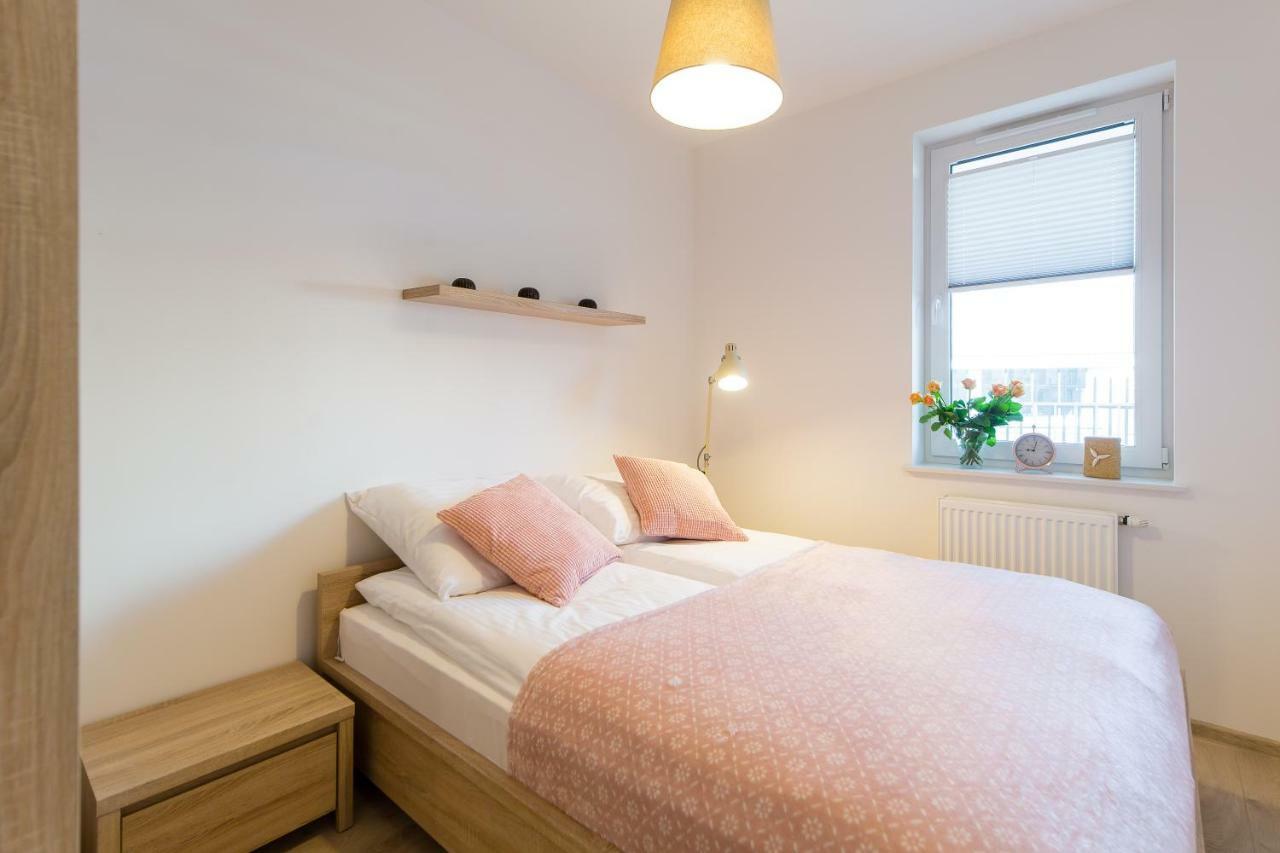 Apartament Rose Колобжег Екстериор снимка