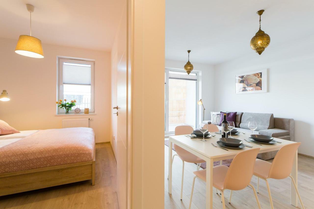 Apartament Rose Колобжег Екстериор снимка