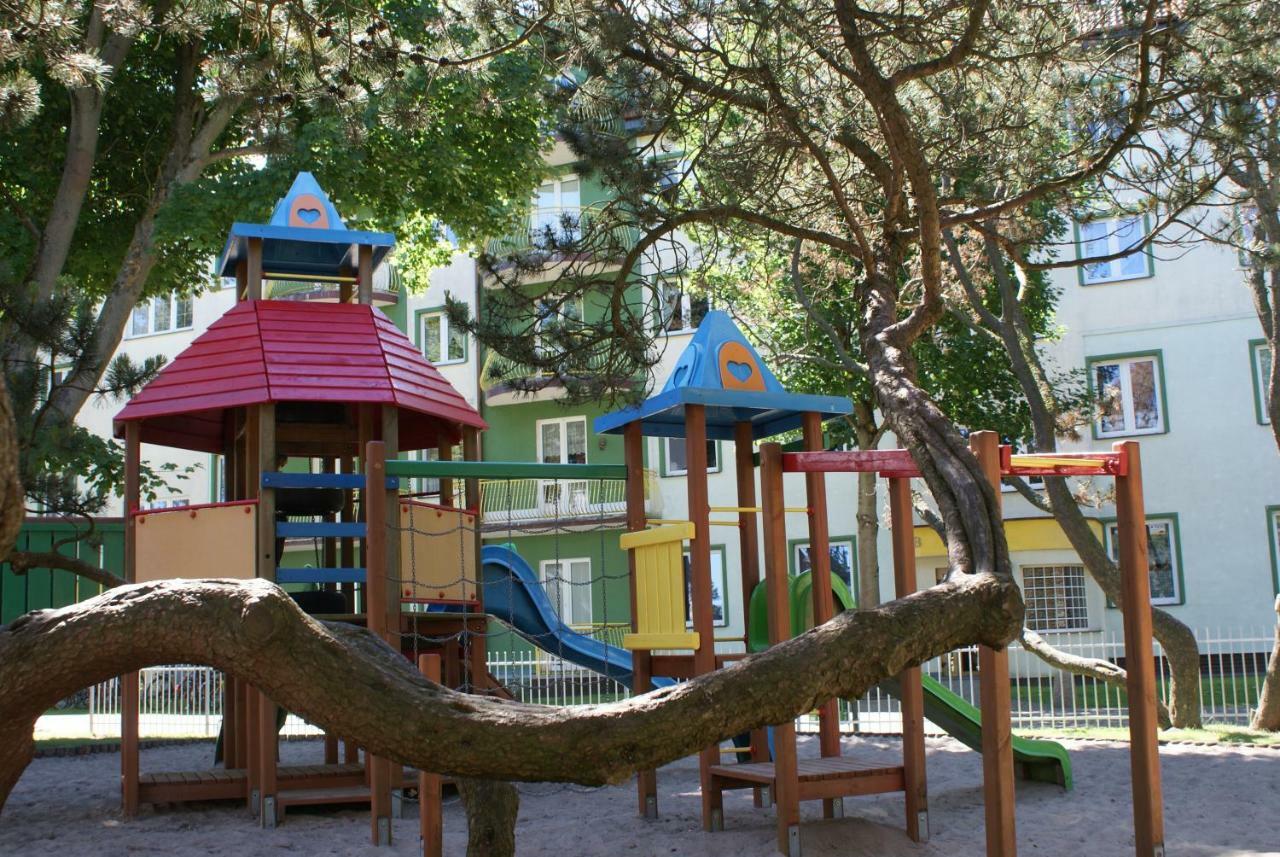 Apartament Rose Колобжег Екстериор снимка